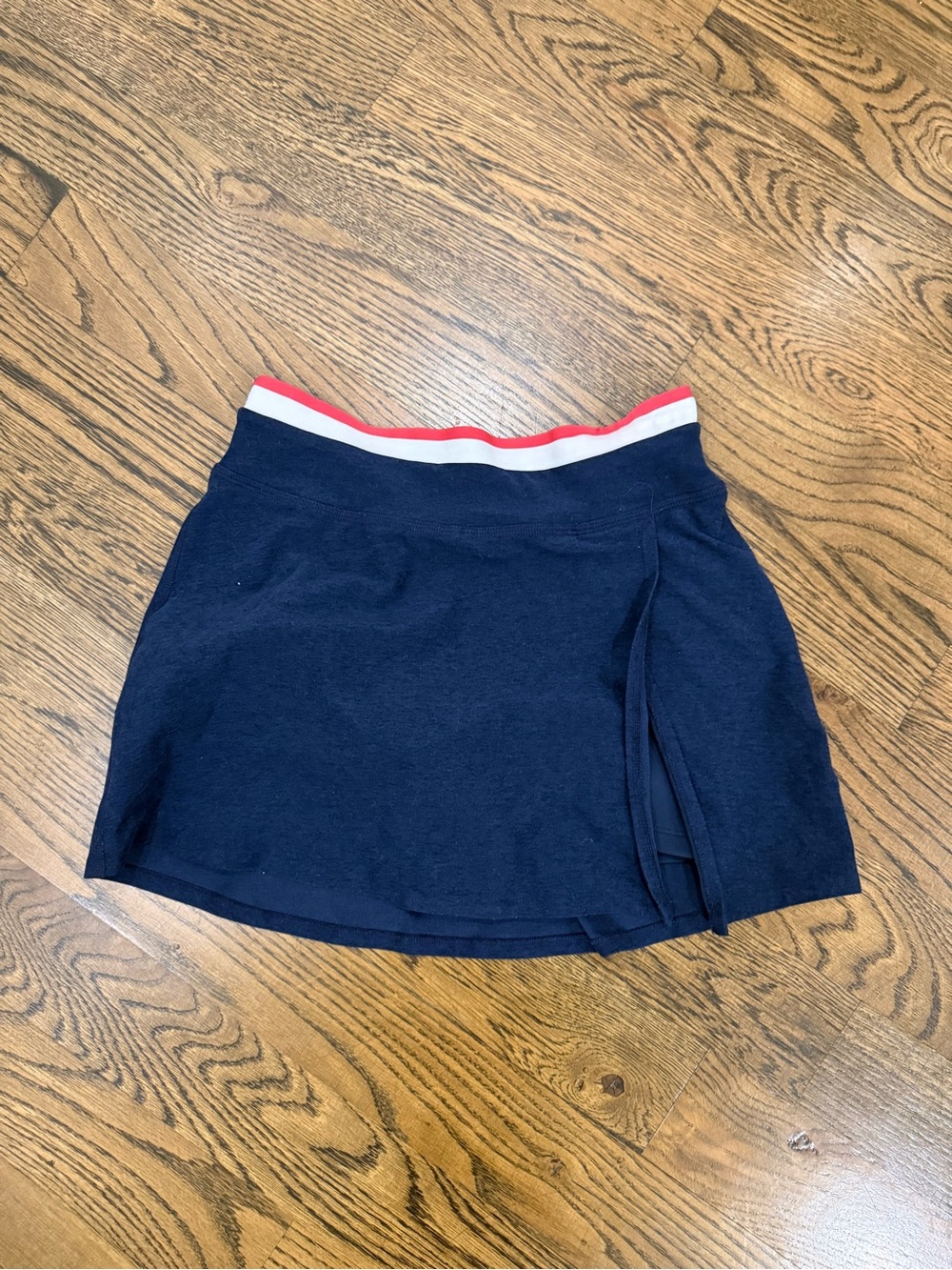 Beyond Yoga Navy with Red/White Skort - Size XS
